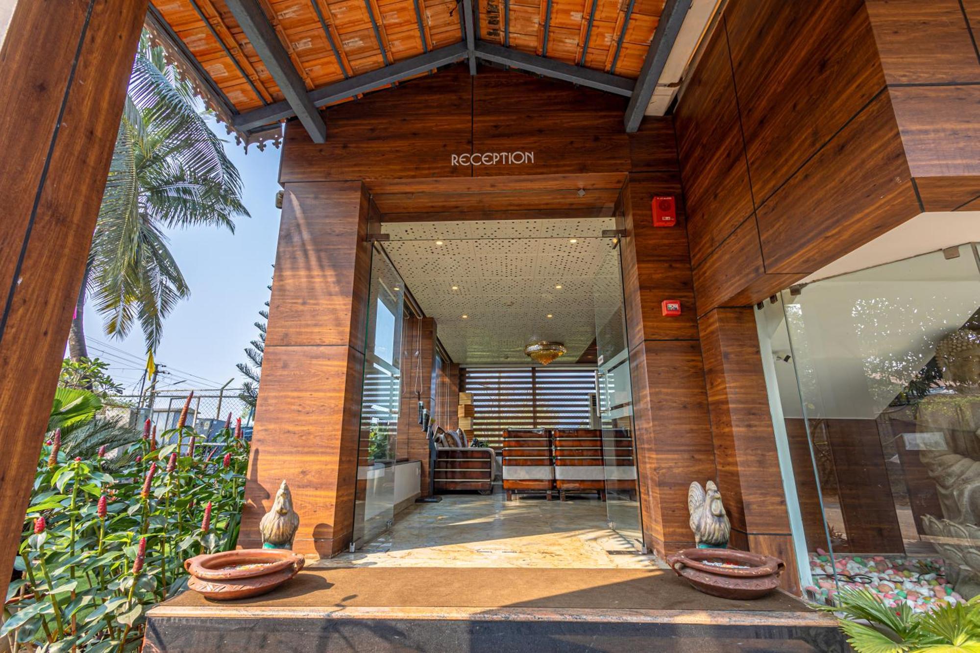 Salcete Beach Resort Colva Extérieur photo