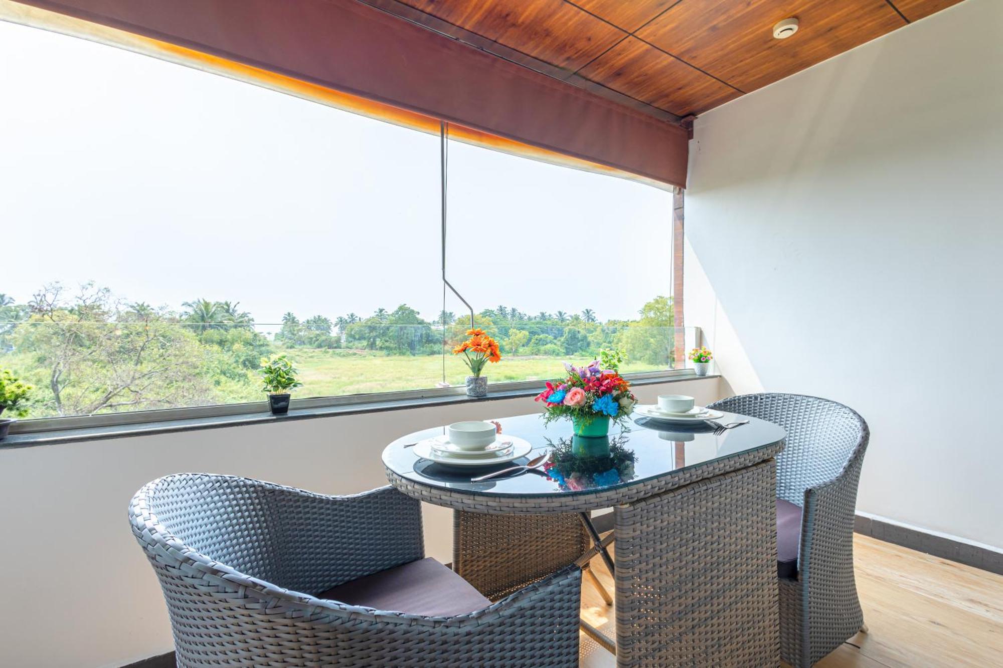 Salcete Beach Resort Colva Extérieur photo