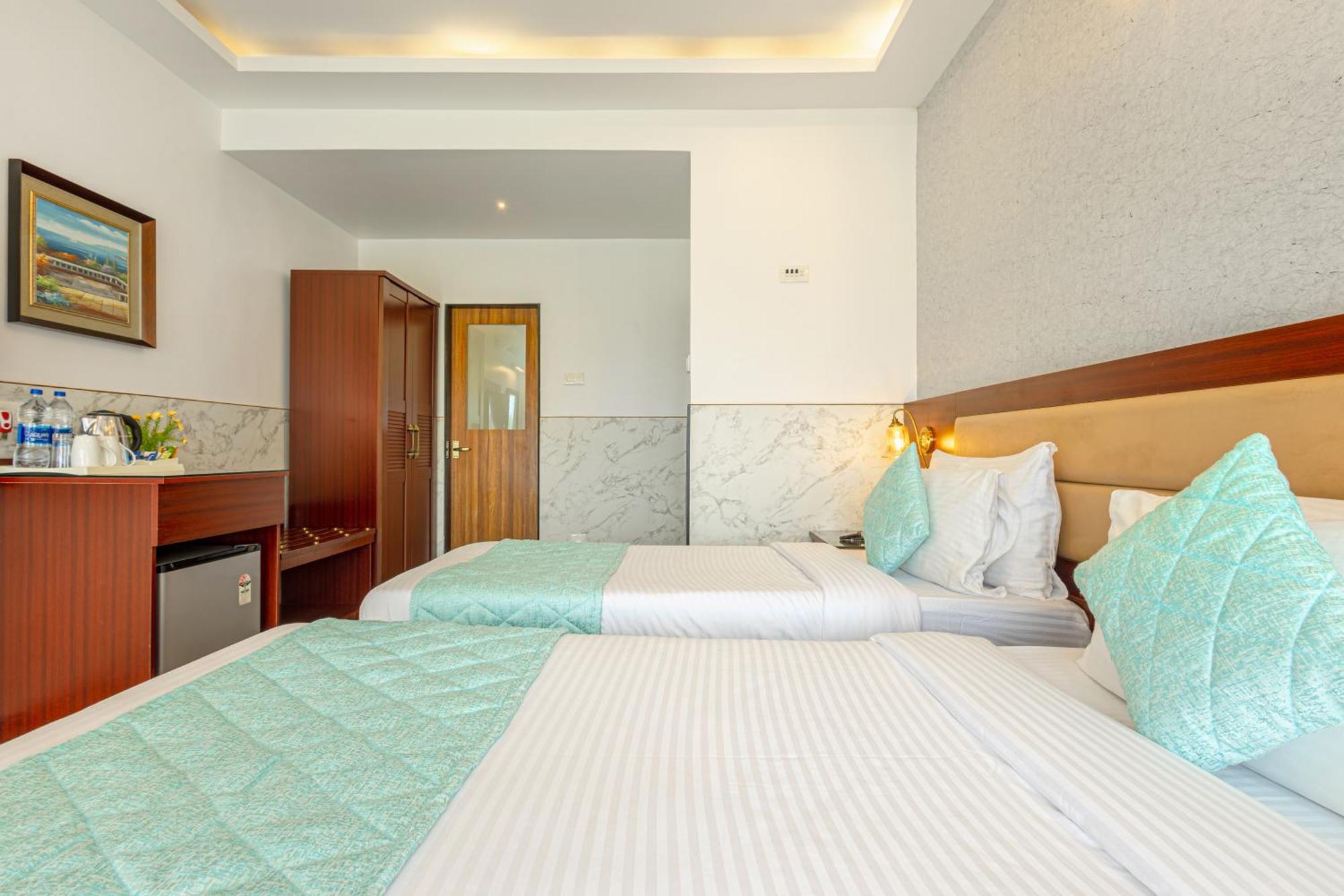 Salcete Beach Resort Colva Extérieur photo