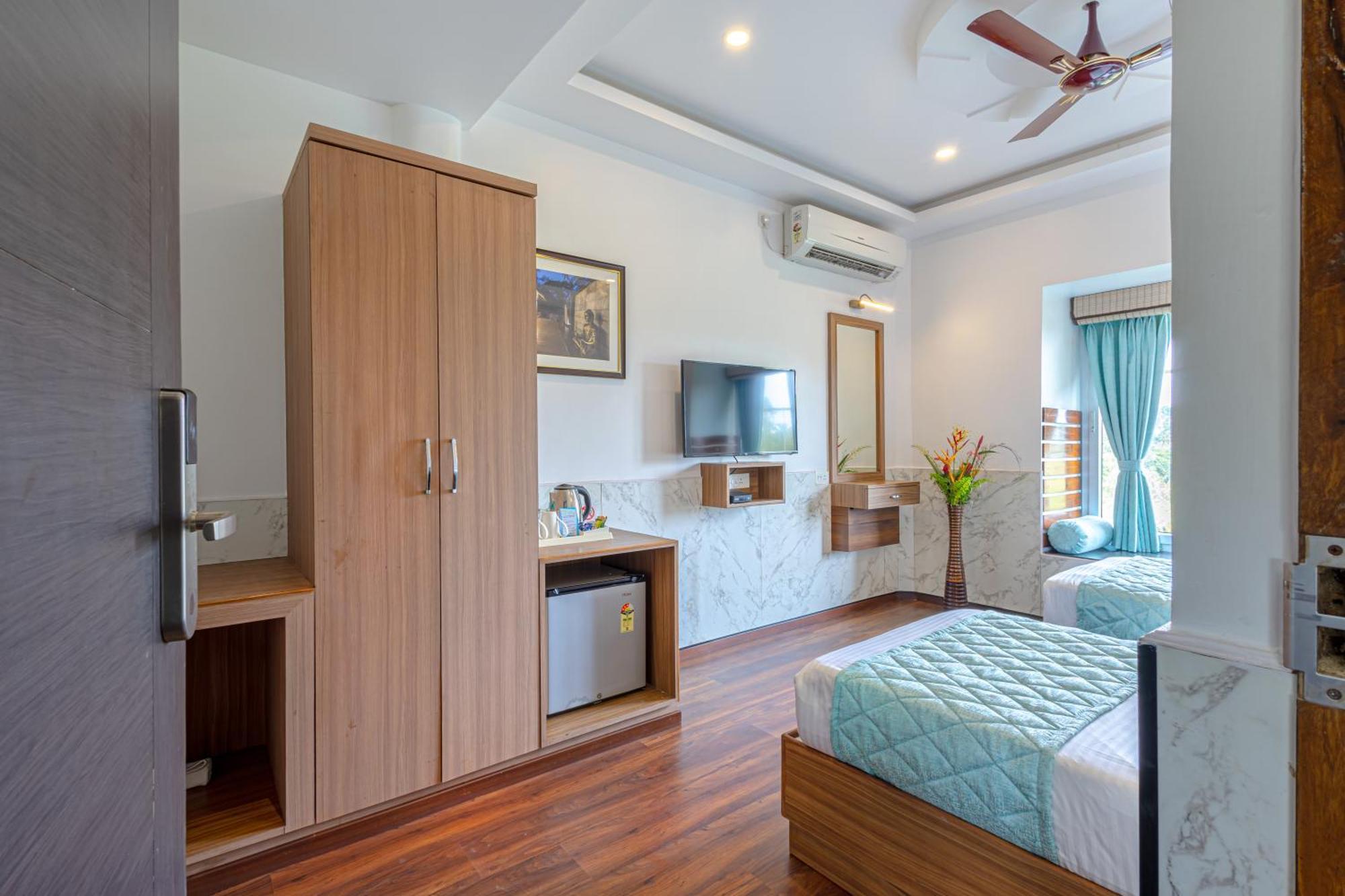 Salcete Beach Resort Colva Extérieur photo