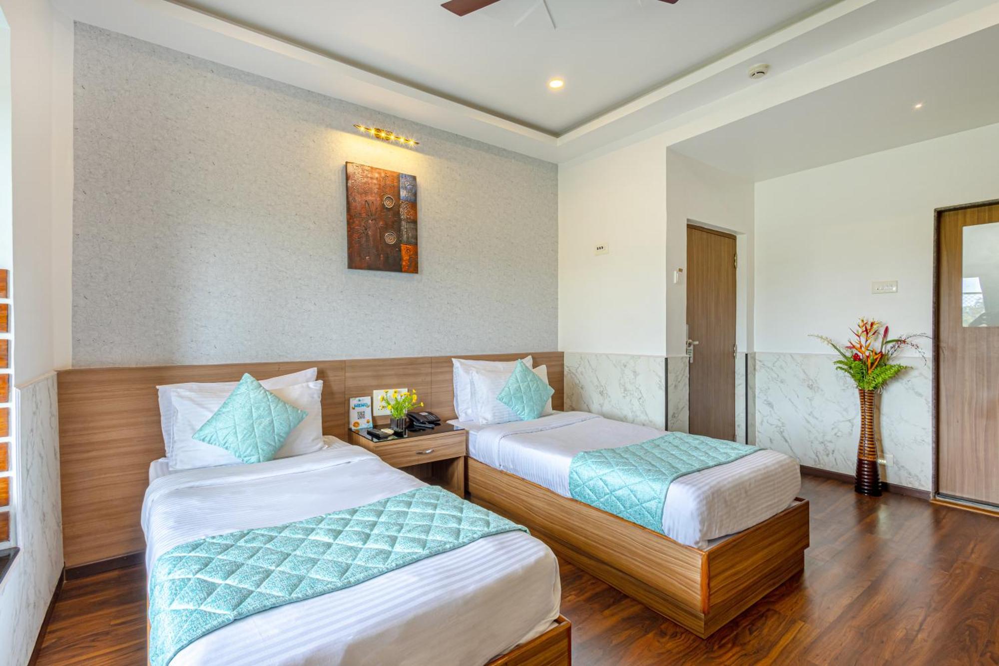 Salcete Beach Resort Colva Extérieur photo