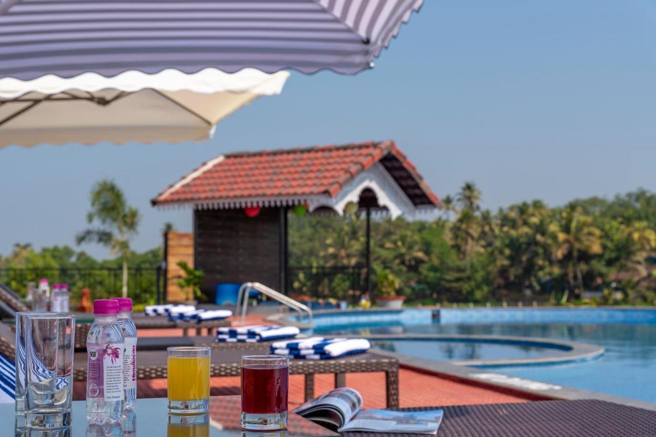 Salcete Beach Resort Colva Extérieur photo